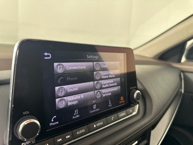 2023 Nissan Rogue SV Midnight Edition & Premium Package