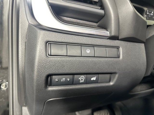 2023 Nissan Rogue SV Midnight Edition & Premium Package