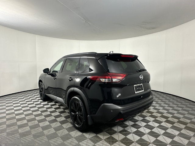 2023 Nissan Rogue SV Midnight Edition & Premium Package