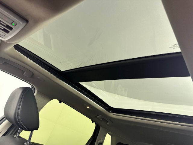 2023 Nissan Rogue SV Midnight Edition & Premium Package