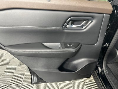 2023 Nissan Rogue SV Midnight Edition & Premium Package