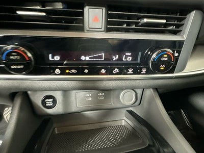 2024 Nissan Rogue SV Premium Package