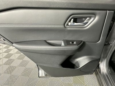 2024 Nissan Rogue SV Premium Package