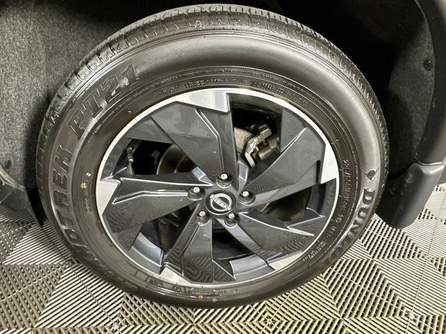 2024 Nissan Rogue SV Premium Package