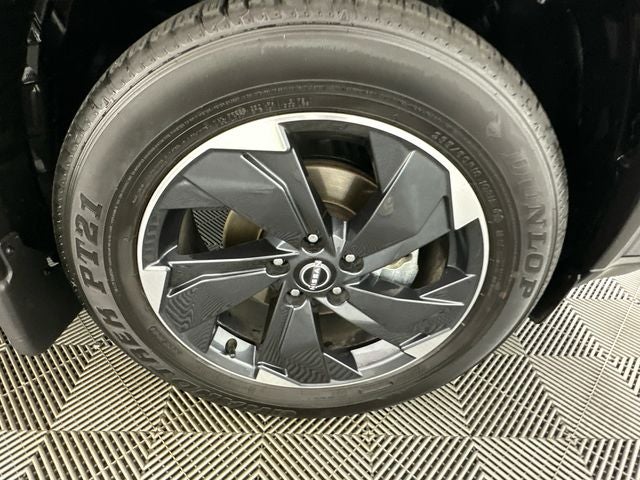 2024 Nissan Rogue SV Premium Package