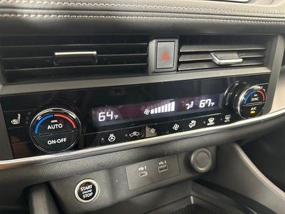 2023 Nissan Rogue SV Midnight Edition & Premium Package