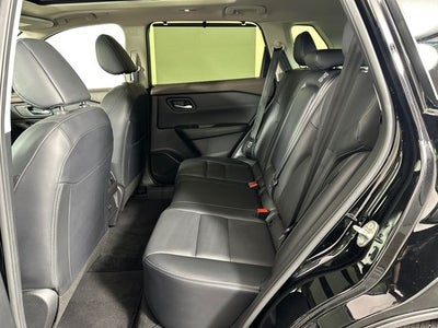 2023 Nissan Rogue SV Midnight Edition & Premium Package