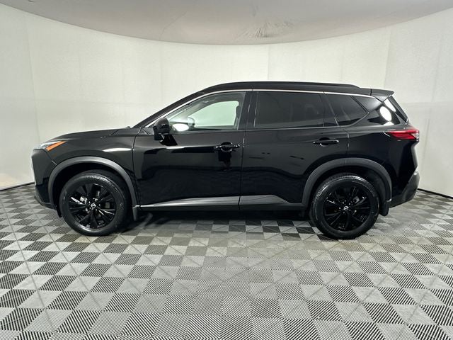 2023 Nissan Rogue SV Midnight Edition & Premium Package