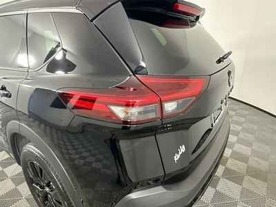 2023 Nissan Rogue SV Midnight Edition & Premium Package