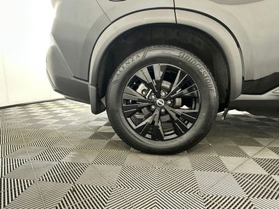2023 Nissan Rogue SV Midnight Edition & Premium Package