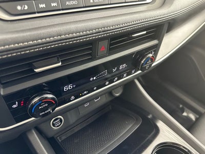 2023 Nissan Rogue SV Premium Package