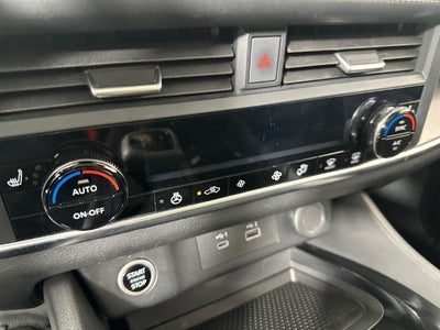 2023 Nissan Rogue SV Midnight Edition & Premium Package