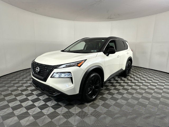 2023 Nissan Rogue SV Midnight Edition & Premium Package