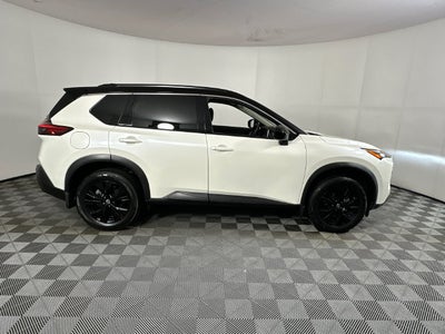 2023 Nissan Rogue SV Midnight Edition & Premium Package