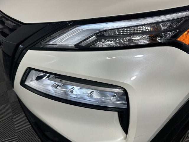 2023 Nissan Rogue SV Midnight Edition & Premium Package