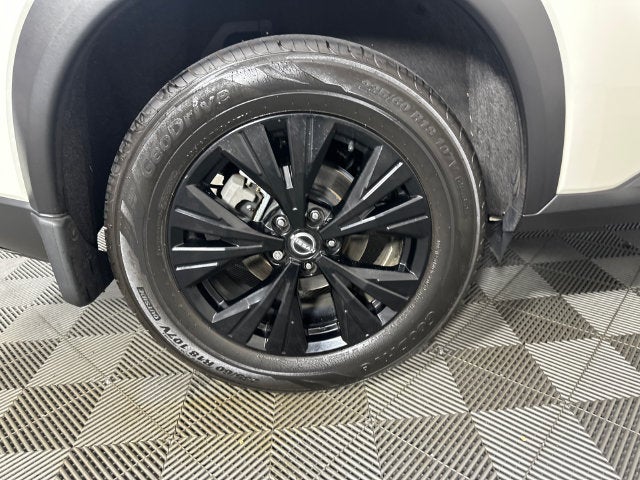 2023 Nissan Rogue SV Midnight Edition & Premium Package