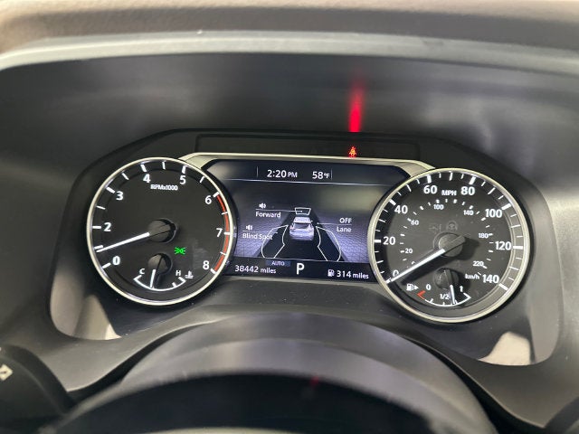 2023 Nissan Rogue SV Midnight Edition & Premium Package