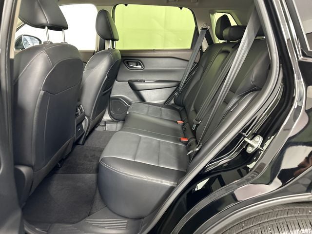 2023 Nissan Rogue SV Premium Package