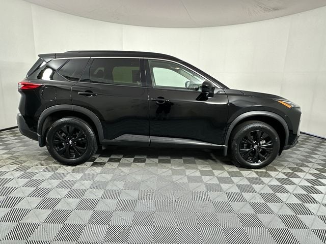 2023 Nissan Rogue SV Premium Package