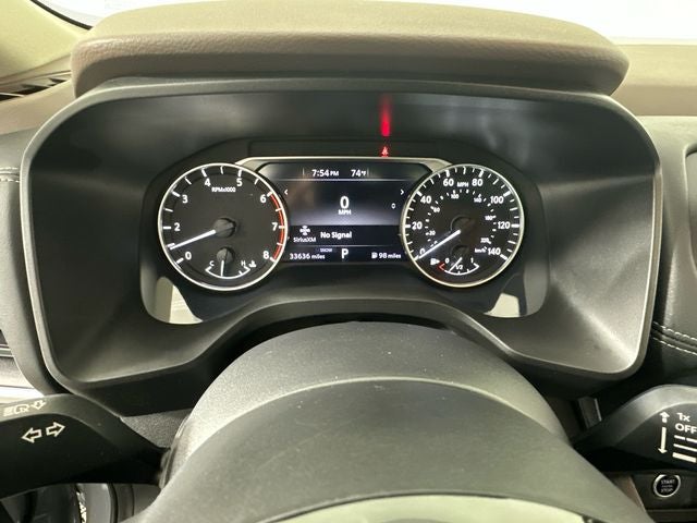 2023 Nissan Rogue SV Midnight Edition & Premium Package
