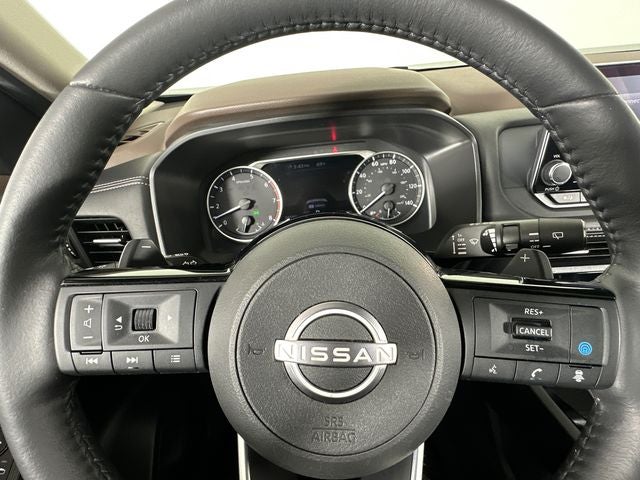 2023 Nissan Rogue SV Midnight Edition & Premium Package