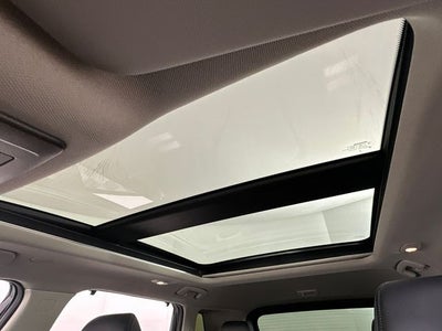 2023 Nissan Rogue SV Midnight Edition & Premium Package
