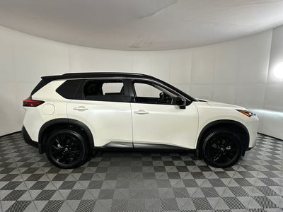 2023 Nissan Rogue SV Midnight Edition & Premium Package