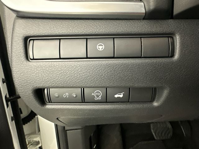 2023 Nissan Rogue SV Premium Package