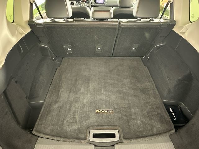 2023 Nissan Rogue SV Premium Package