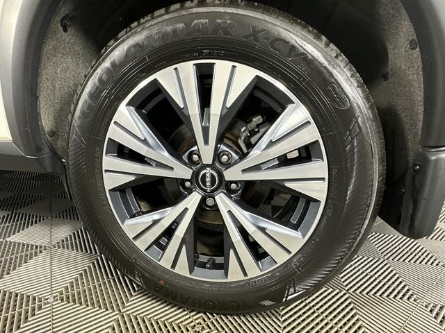 2023 Nissan Rogue SV Premium Package