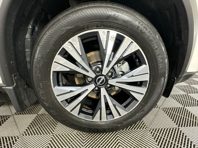 2023 Nissan Rogue SV Premium Package