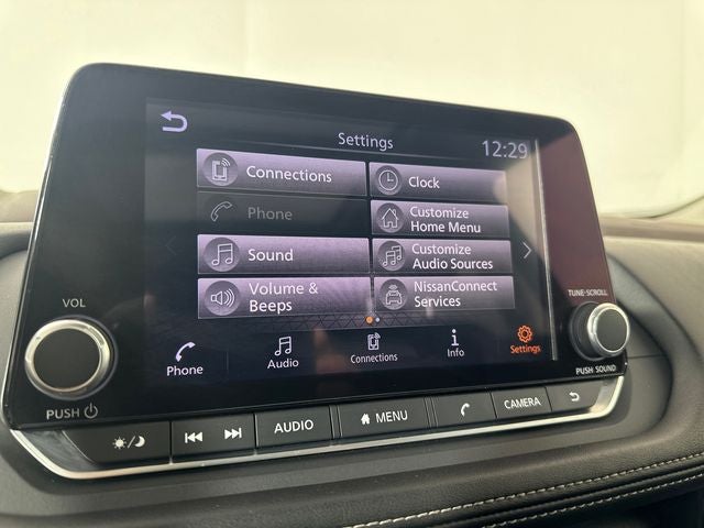 2023 Nissan Rogue SV Midnight Edition & Premium Package