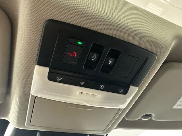 2023 Nissan Rogue SV Midnight Edition & Premium Package