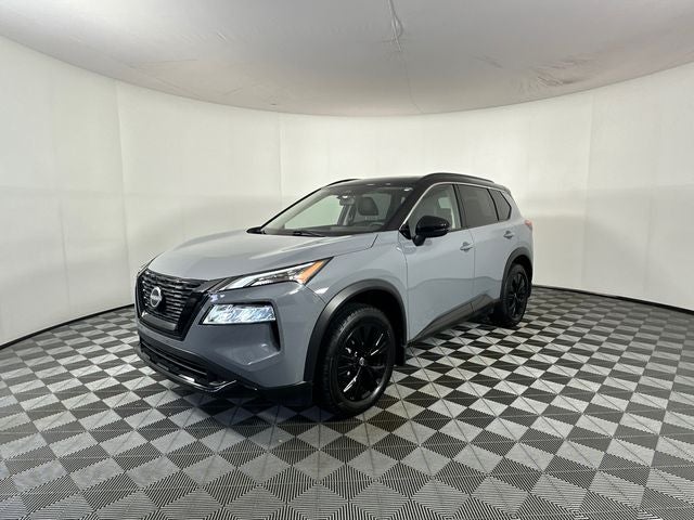 2023 Nissan Rogue SV Midnight Edition & Premium Package