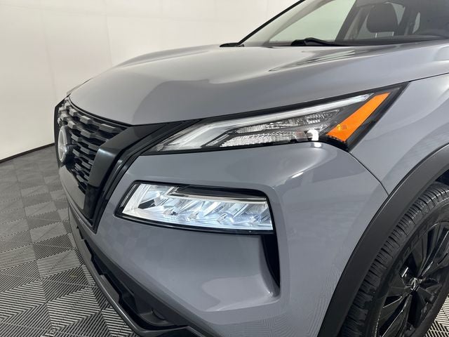 2023 Nissan Rogue SV Midnight Edition & Premium Package