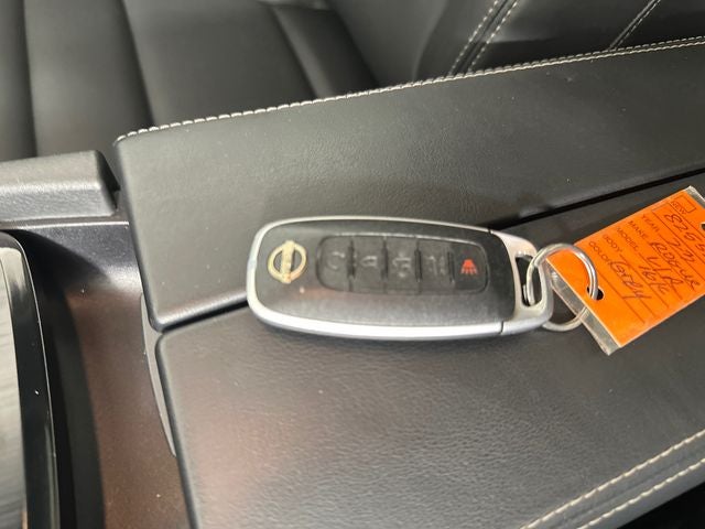 2023 Nissan Rogue SV Midnight Edition & Premium Package