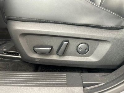 2023 Nissan Rogue SV Midnight Edition & Premium Package