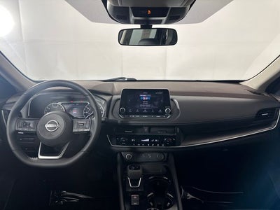 2023 Nissan Rogue SV Midnight Edition & Premium Package
