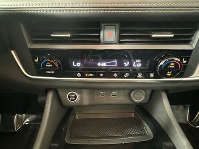 2023 Nissan Rogue SV Midnight Edition & Premium Package