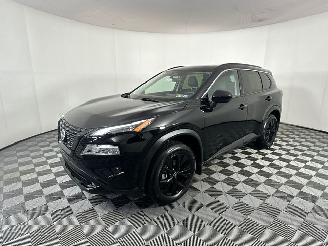 2023 Nissan Rogue SV Midnight Edition & Premium Package