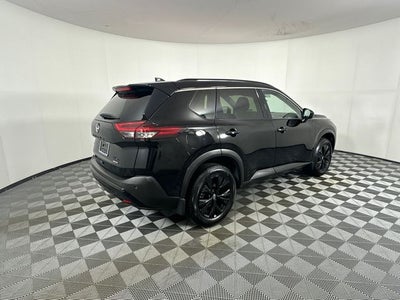2023 Nissan Rogue SV Midnight Edition & Premium Package
