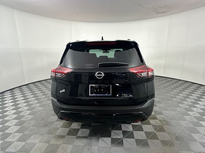 2023 Nissan Rogue SV Midnight Edition & Premium Package