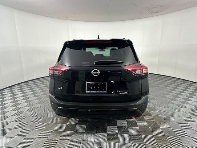 2023 Nissan Rogue SV Midnight Edition & Premium Package