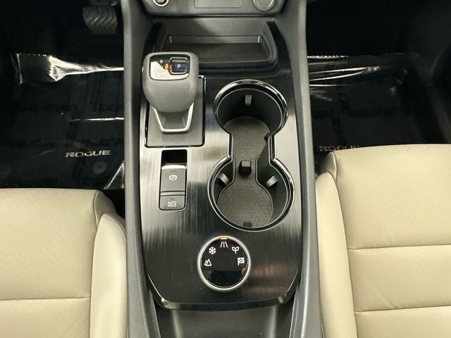 2023 Nissan Rogue SV Premium Package