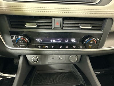 2023 Nissan Rogue SV Premium Package