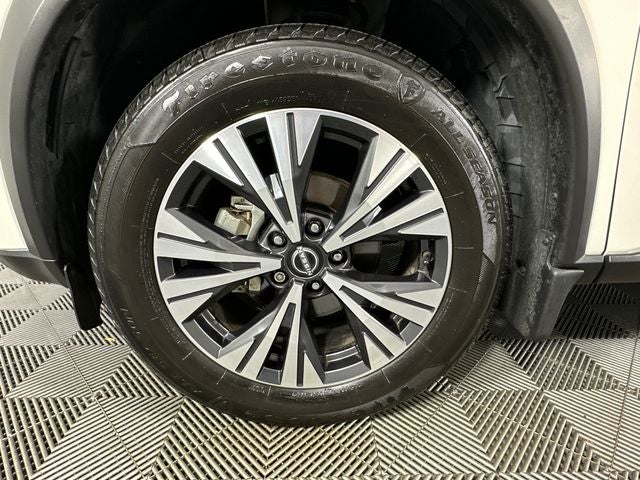 2023 Nissan Rogue SV Premium Package