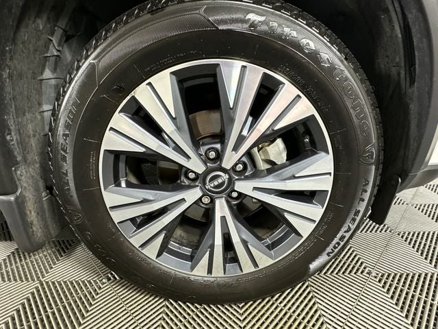 2023 Nissan Rogue SV Premium Package