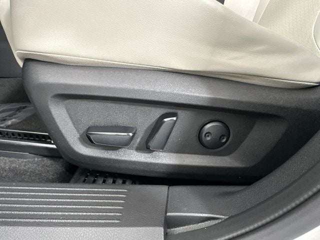 2023 Nissan Rogue SV Premium Package
