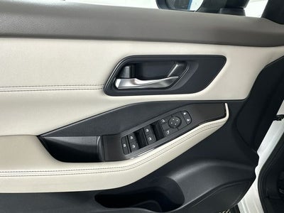 2023 Nissan Rogue SV Premium Package