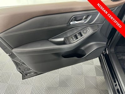 2023 Nissan Rogue SV Midnight Edition & Premium Package